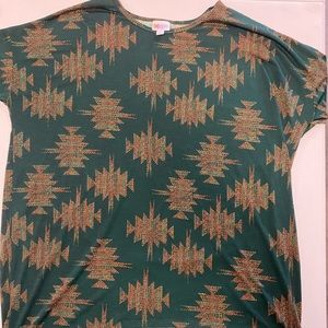 LuLaroe shirt